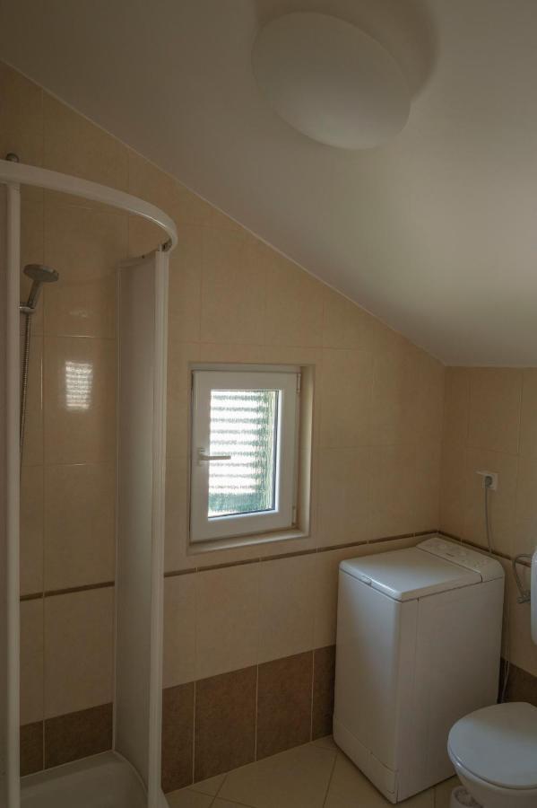 Beach apartments Marijana Vodice Bagian luar foto