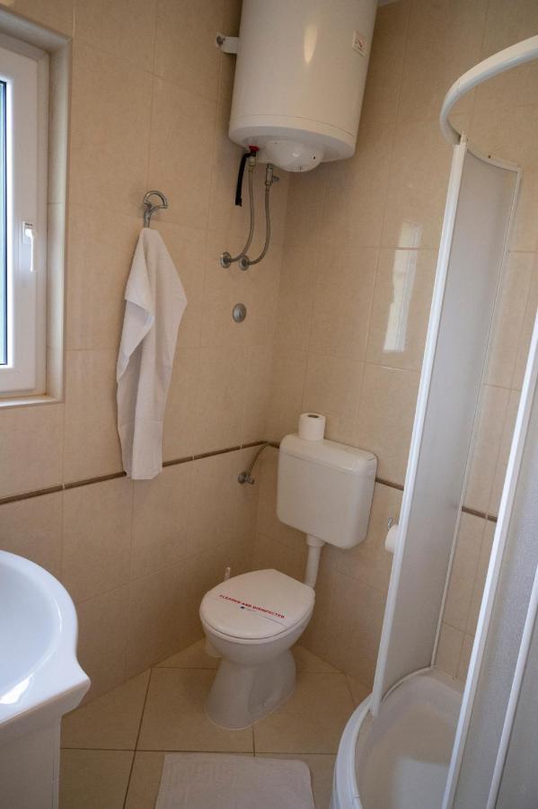 Beach apartments Marijana Vodice Bagian luar foto